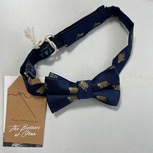 NWT Kids Bowtie Cheetah Graphic